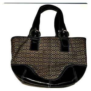 Coach Signature Tote Bag